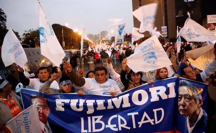 Manifestación por la libertad de Alberto Fujimori