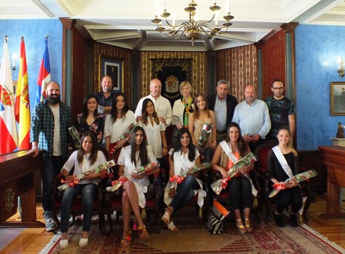 Reina y Damas de San Mateo