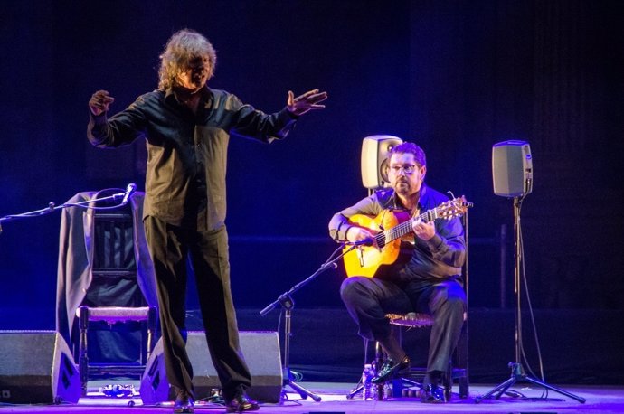 José Mercé en su actuación en el 50º Festival de Flamenco de Almería