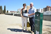 PSOE pide retirar un 'pipican' situado sobre una gran fosa común de Málaga