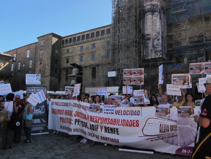 Concentración de las víctimas en la Praza do Obradoiro