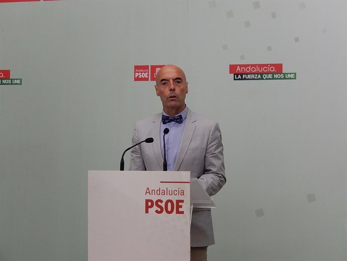 Antonio Hurtado en la sede del PSOE de Córdoba