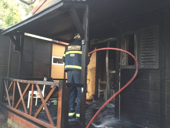Extinguido el incendio en un bungaló de un camping