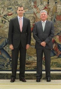 Nueva Canarias ve al Rey "preocupado", más que en enero, y reitera su 'No' a Rajoy