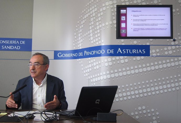 El exdirector general de Salud Pública del Principado de Asturias, Julio Bruno.