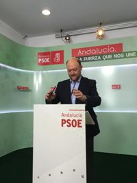 Pradas (PSOE): El PP no puede pretender que dé "la solución" a la formación de su Gobierno quien es "alternativa"