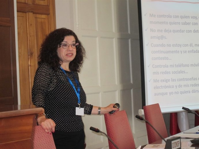 Luisa Fernanda Yagüe, de ANAR, en la UIMP