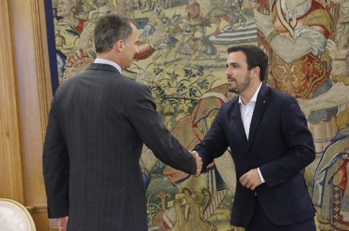 El Rey con Alberto Garzón