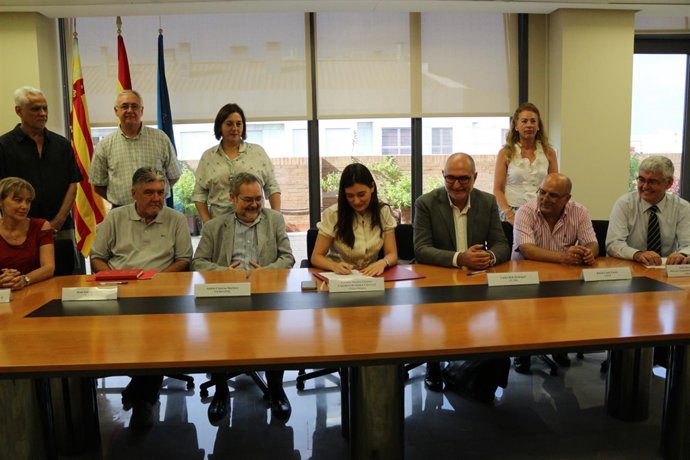 Firma del Pacto de Estabilidad en el Empleo de Sanidad 