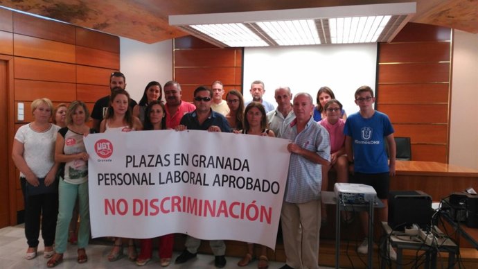 Encierro de trabajadores de la Agencia Tributaria en Granada