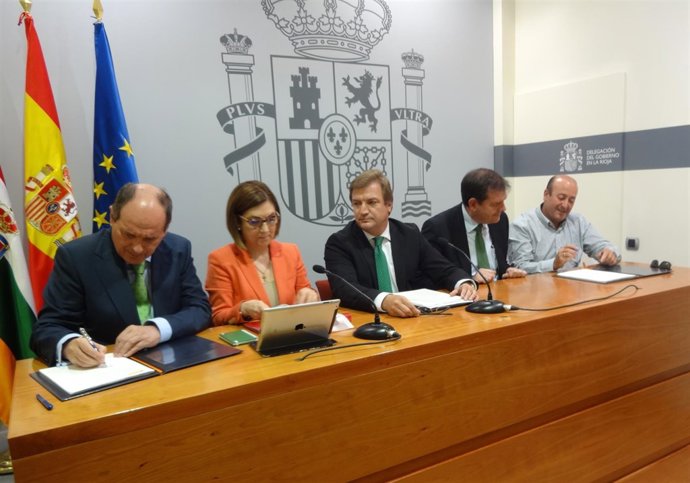 Firmantes del convenio