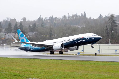 737 MAX