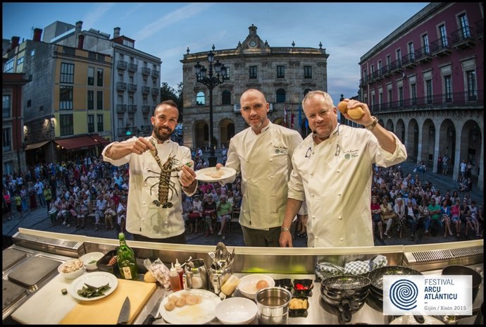 Festival Arcu Atlánticu.  Iván Domínguez, Dieter Koschina y Dylan McGrath.