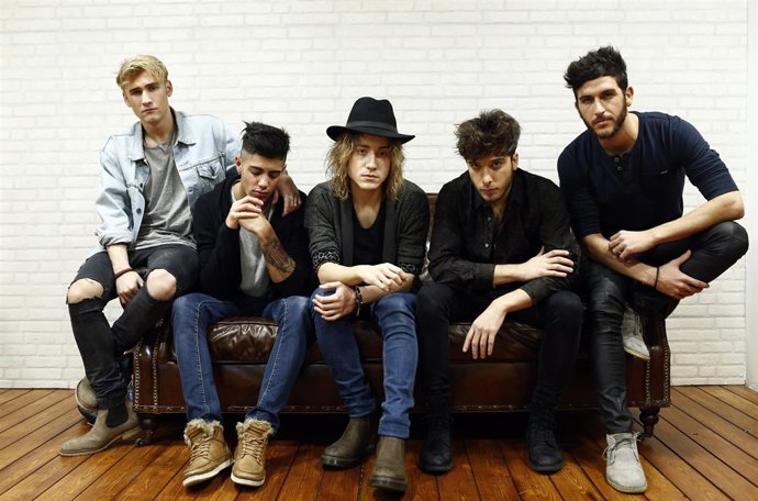 LA BANDA  AURYN AL COMPLETO