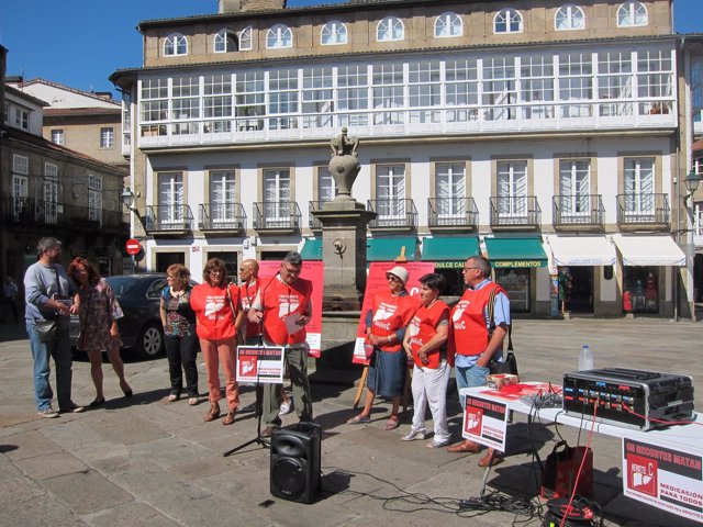 La Plataforma Galega de Afectados por la Hepatitis C durante una manifestación