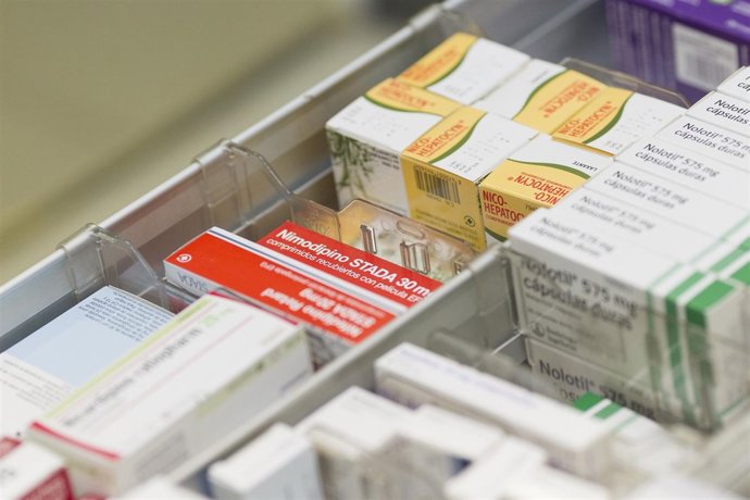 Farmacia, farmacias, medicamento, medicamentos, medicina, medicinas, Nimodipino