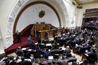 Los tres diputados suspendidos de la MUD recuperan su escaño en el Parlamento venezolano