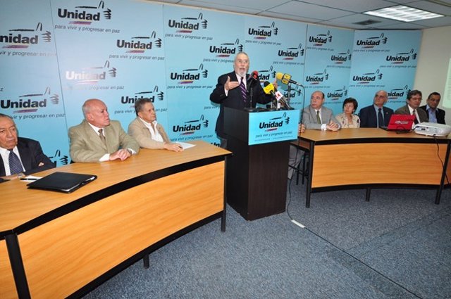 Líderes de la Mesa de Unidad Democrática (MUD)