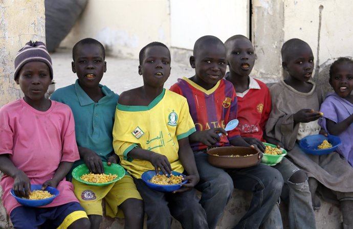 Niños nigerianos desplazados por la violencia de Boko Haram.