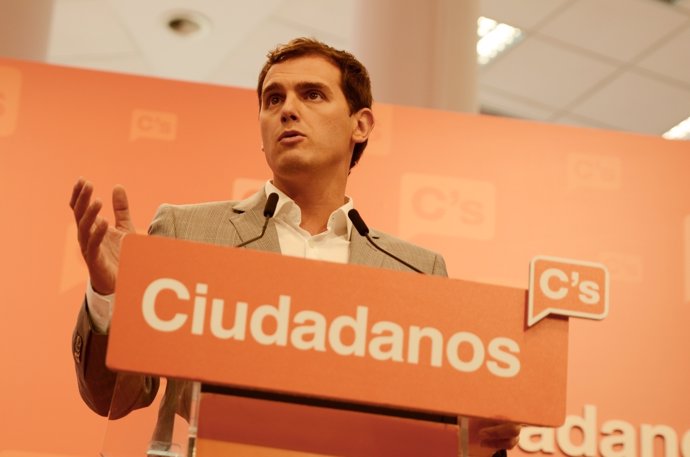 Albert Rivera en rueda de prensa