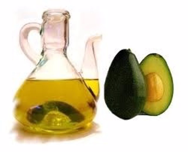 Aguacate y aceite