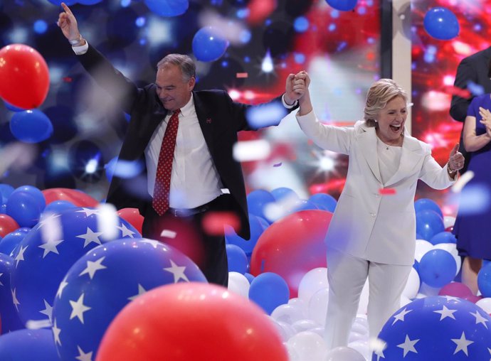 Hillary Clinton y Tim Kaine en la Convención Demócrata