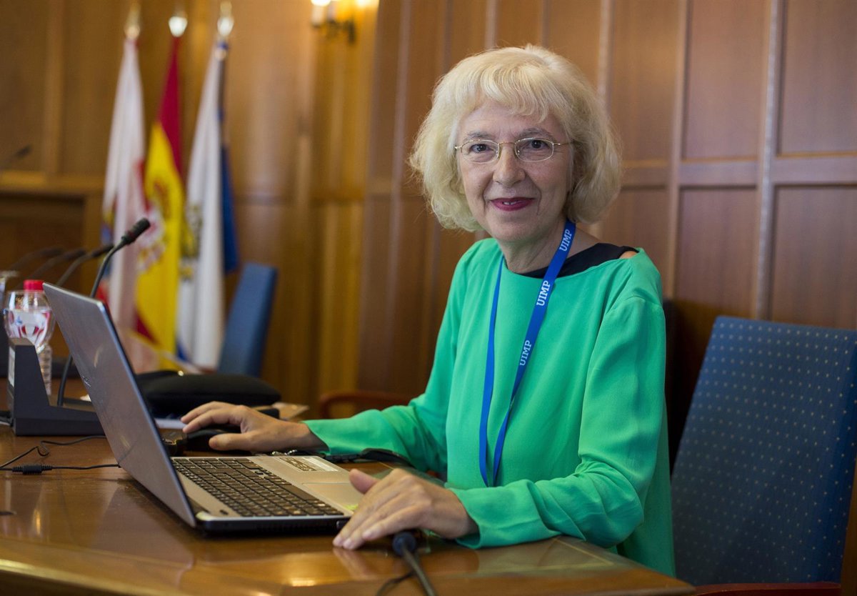 María José DíazAguado pide un pacto nacional educativo que cree "redes
