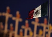 Asesinar familias, la nueva práctica del terror de los narcotraficantes mexicanos