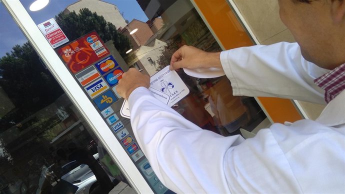 NOTA DE PRENSA Y FOTOS Diez Empresas Colaboran Con Apanas En Sucarné De Socios