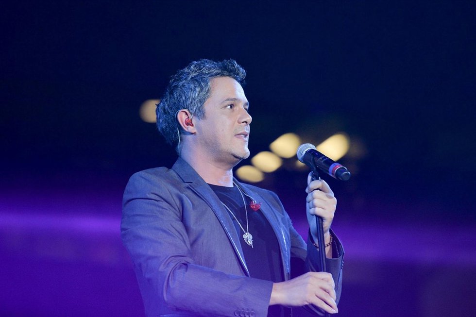 Alejandro Sanz/ Getty