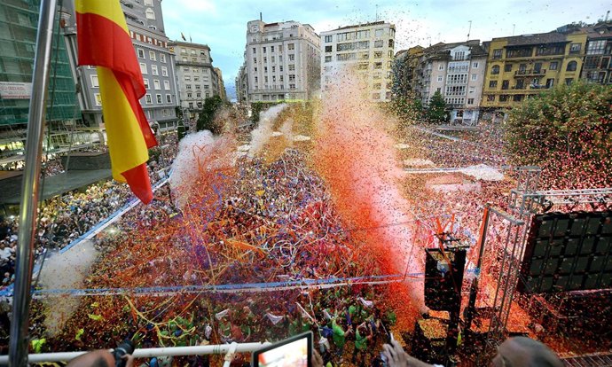 Chupinazo de la fiestas en Santander
