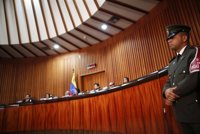 Venezuela.- El Poder Electoral de Venezuela ratifica la suspensión de los tres diputados opositores