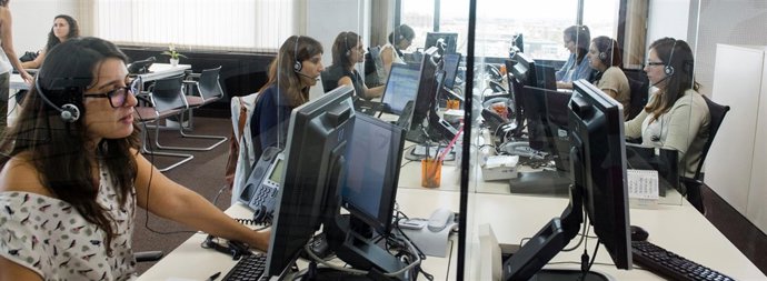 Atención telefónica 