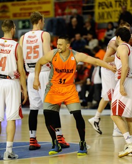Iván Paunic en el partido Montakit Fuenlabrada - CAI Zaragoza