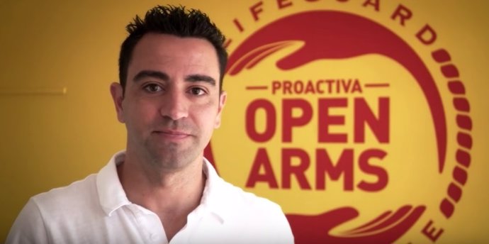Xavi Hernández Proactiva Open Arms