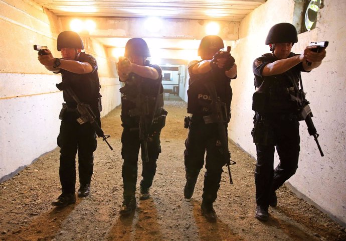 Agentes de la Policía Nacional de Filipinas