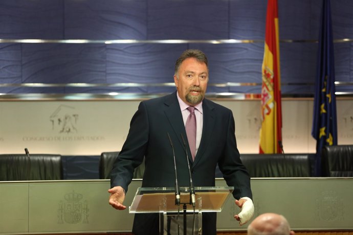 El representante de Foro Asturias en el Congreso, Isidro Martínez Oblanca