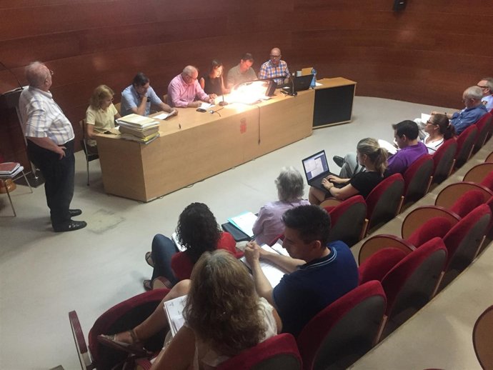 Mesa de contratación 