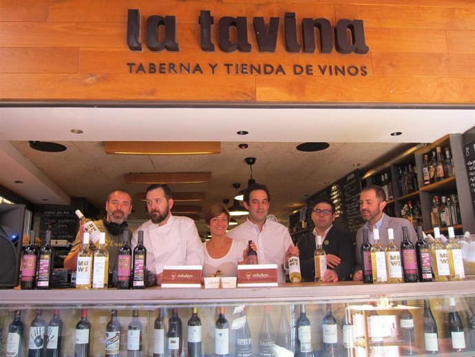 Presentación vino y sorbete MUWI