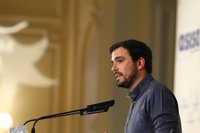 Alberto Garzón avisa a Pedro Sánchez de que su postura es "insostenible"