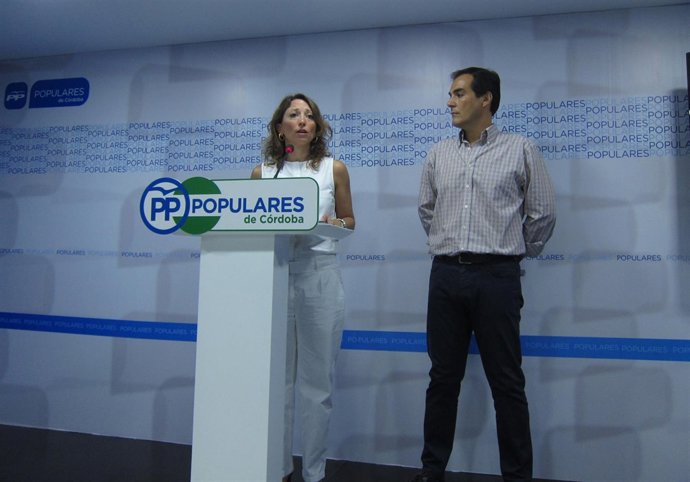 Patricia Navarro con José Antonio Nieto