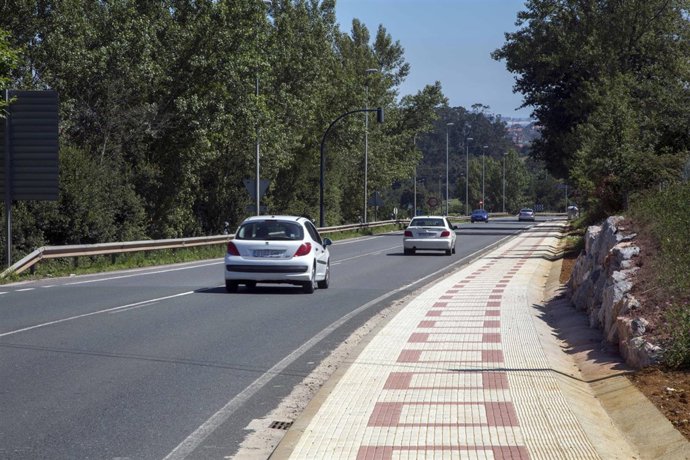 Nueva acera en Revilla