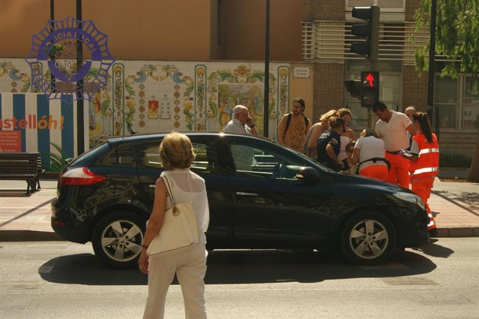 Una mujer resulta herida al ser atropellada por un turismo 