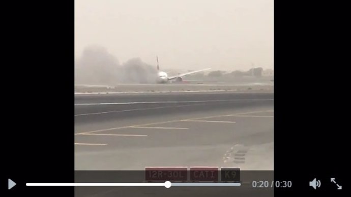 Imagen del avión de Emirates siniestrado en Dubái