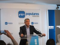 PP alerta de que Euskadi está en "declive" por las políticas de "segregación" del PNV