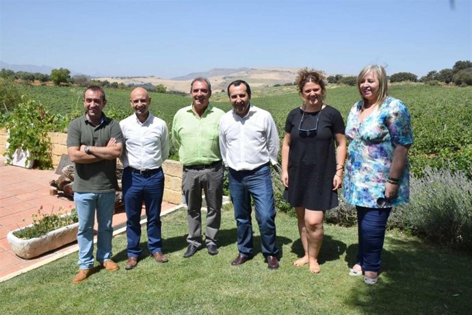 Javier Salas, Ruiz Espejo, Teresa Valdenebro Bodega Doña Felisa