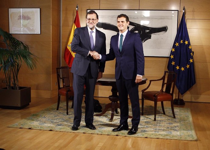 Mariano Rajoy se reúne con Albert Rivera en el Congreso