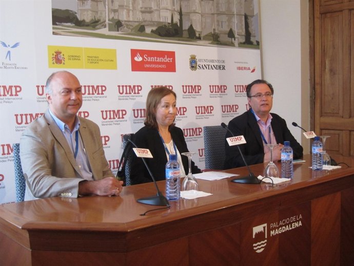 Participantes en la rueda de prensa