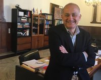 Calabuig, un defensor de la moderación que cambia el Ayuntamiento por Europa