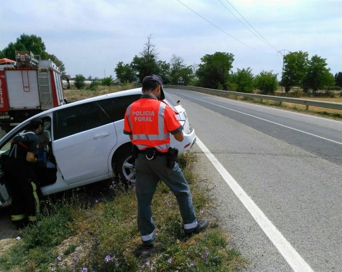 Accidente por salida de vía en Peralta.